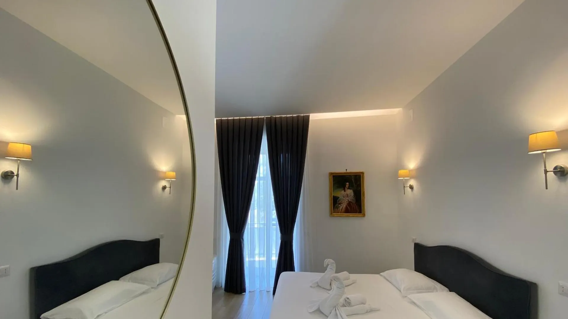 Gualtieri B&B - Luxury Rooms San Giorgio a Cremano 0*,  Italy